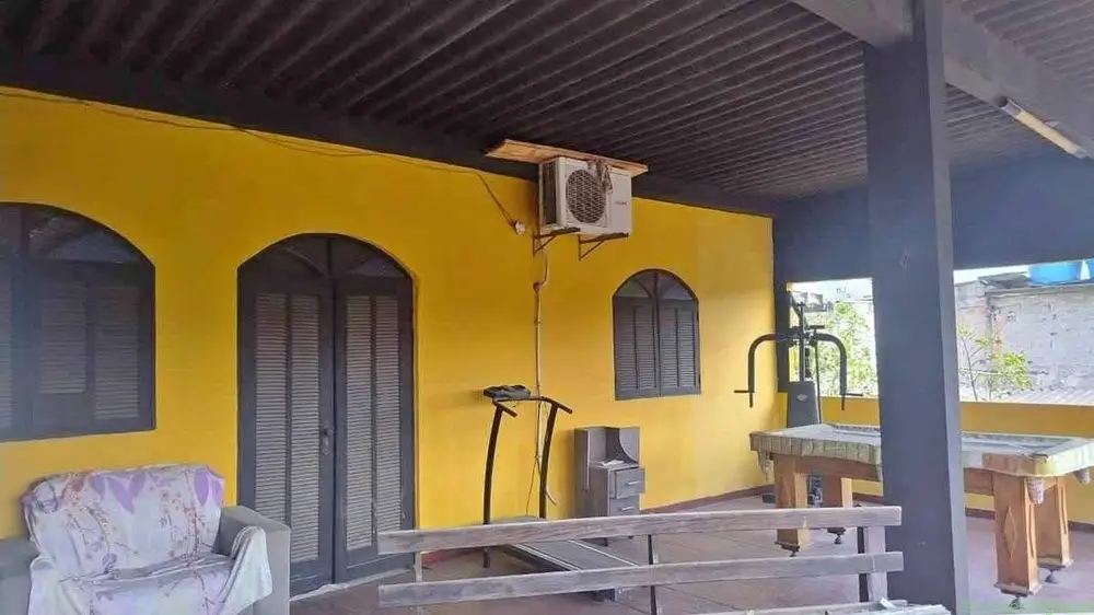 3 quartos 2 banheiros – Casa