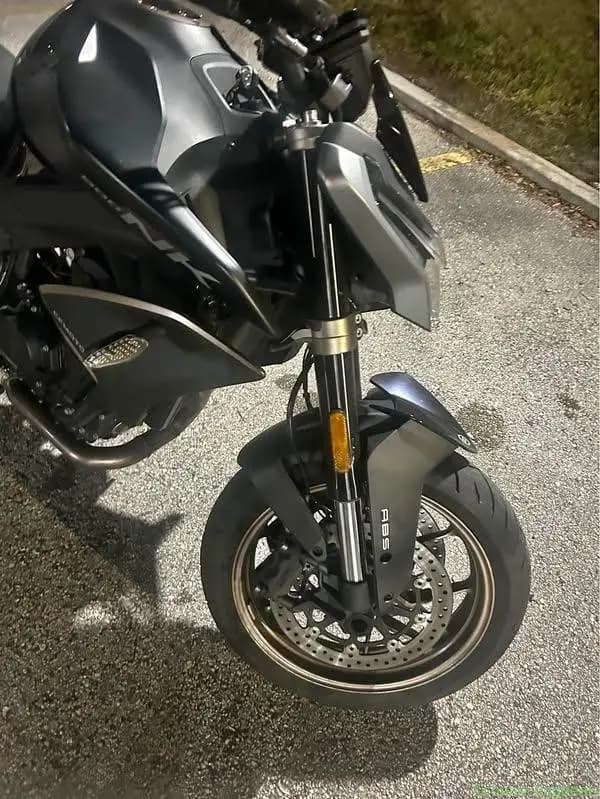 2024 CFMOTO nk 800 - Image 1