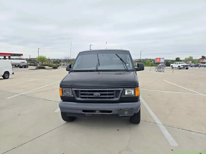 2006 Ford E350 Super Duty Cargo