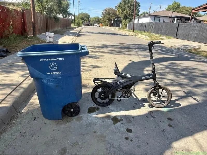 Jetson Electric Bike - Image 1