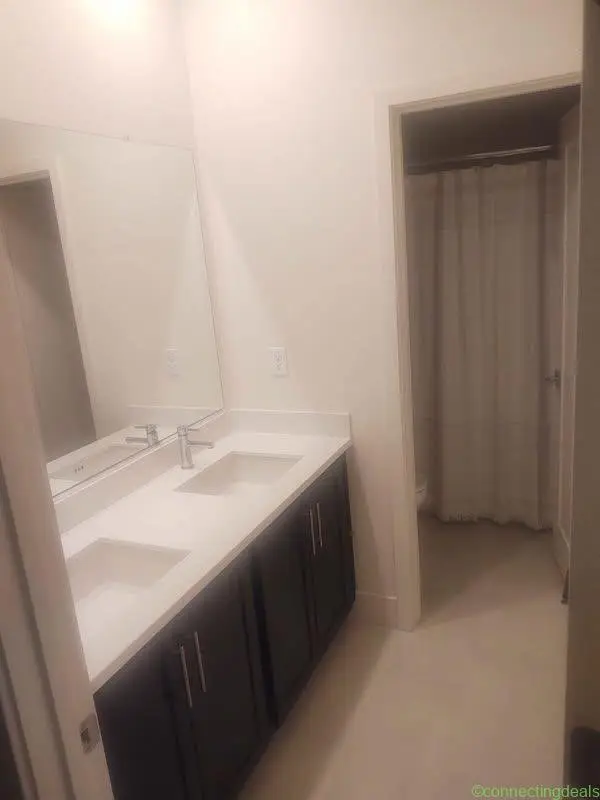Private room for rent