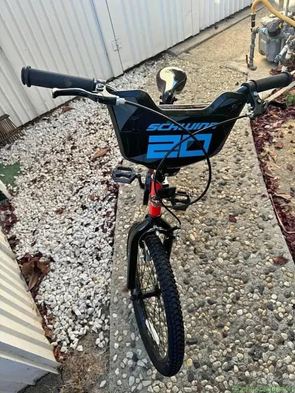 Bicycle Schwinn Twister Bike for Kids