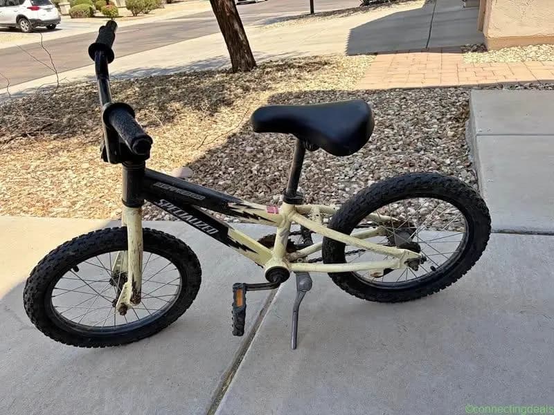 Specialized Hotrock Kids Bike