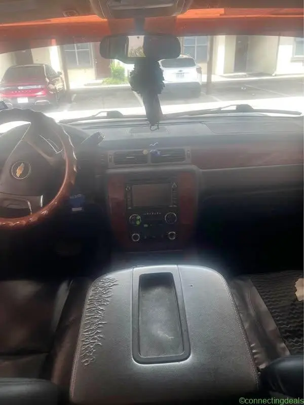 2011 Chevrolet Tahoe Sport Utility 2D