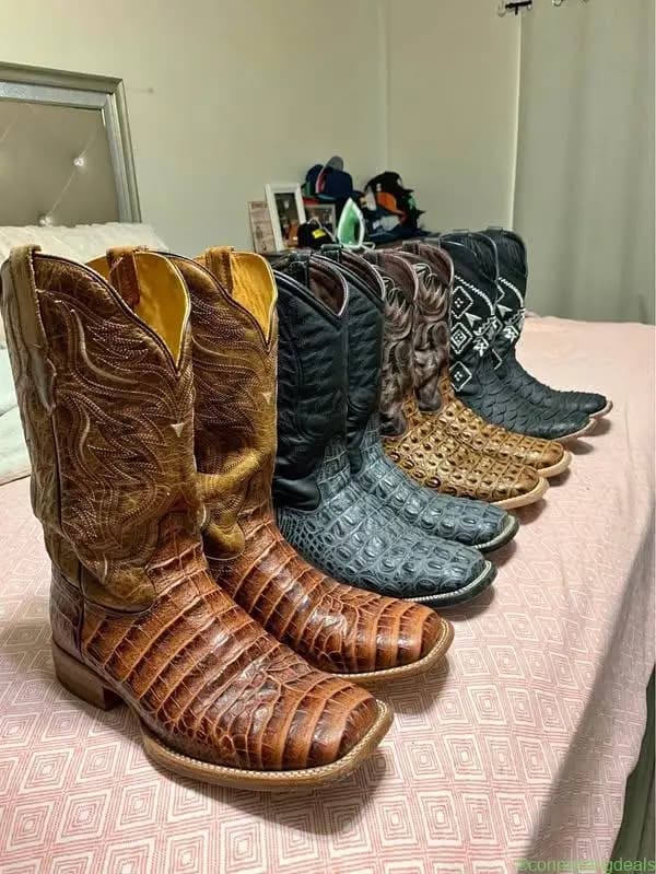 Boots - Image 1