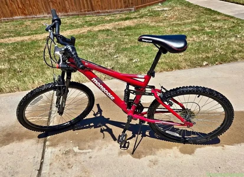 Mongoose Boys Bike