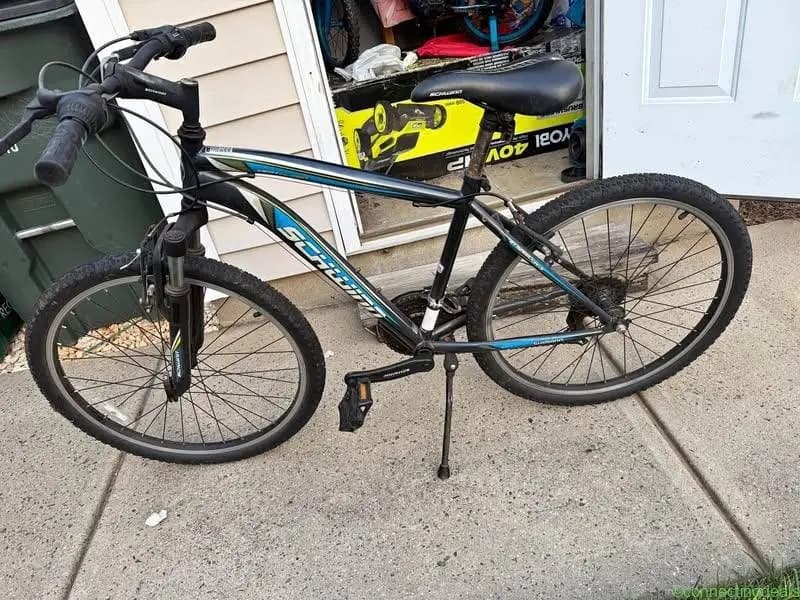 Schwinn High Timber Mountain Bike
