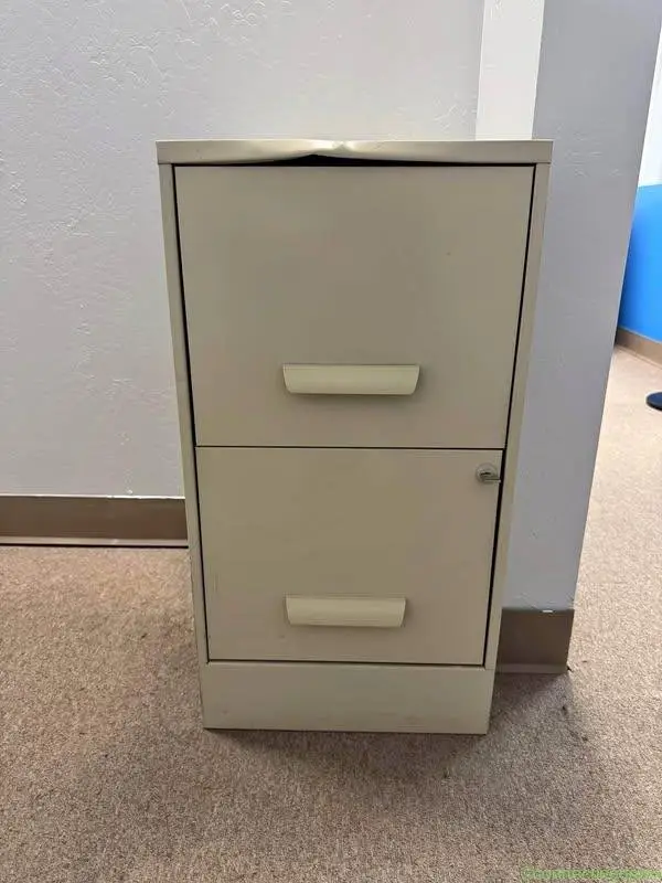Small metal 2 drawer filing cabinet with key