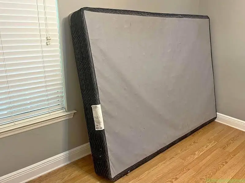 Simmons Queen Boxspring