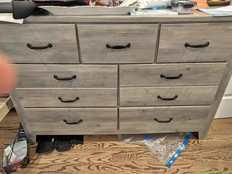 Free dresser