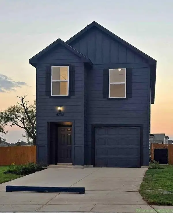 4 Beds 2 Baths - House - Image 1