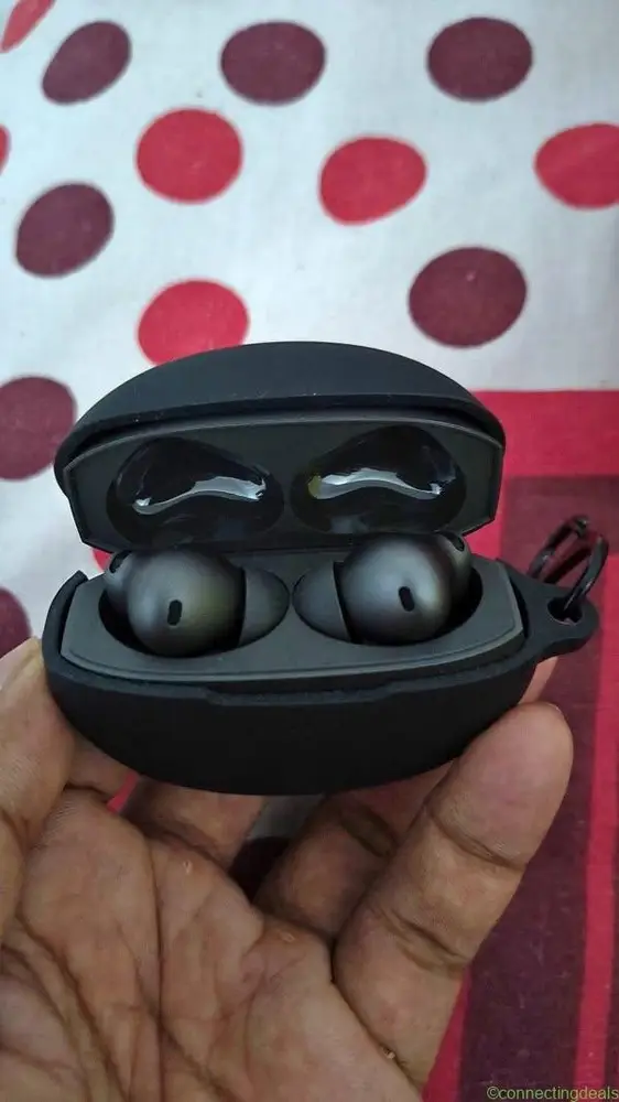 OnePlus Buds 4 - Image 1