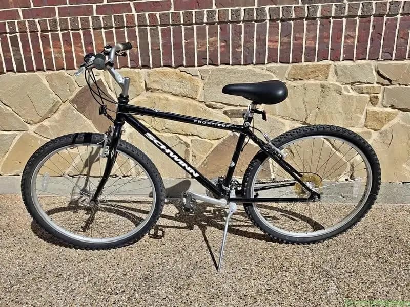 Schwinn bike bicycle Frontier GS Mountain Bike - Image 1