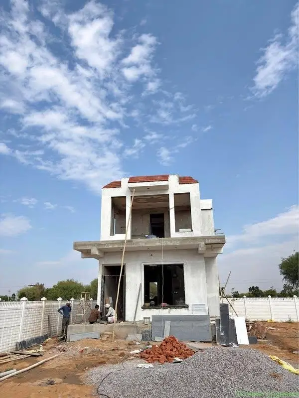 2 beds 2 bathrooms – House