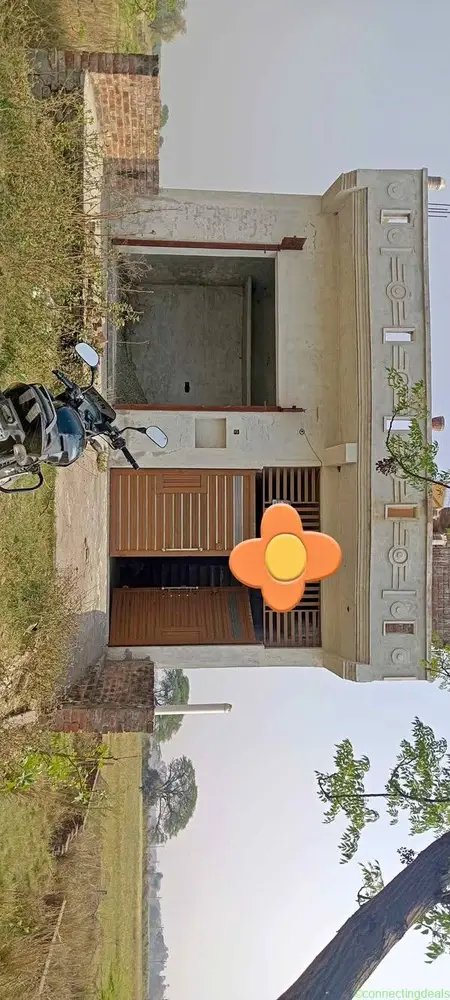 4 Beds 2 Baths - House