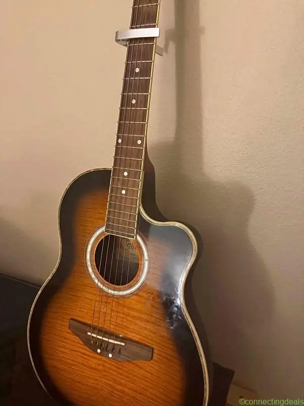 2 guitars - Image 1