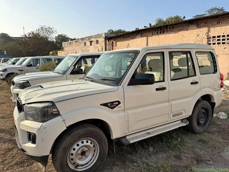 2022 Mahindra Scorpio S5 - Image 1