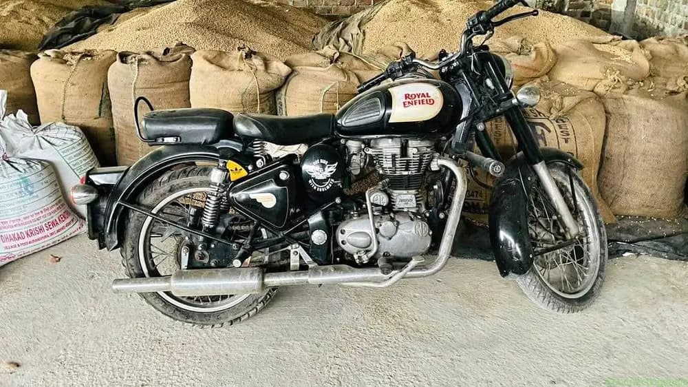 Classic 350 Model 2017 - Image 1