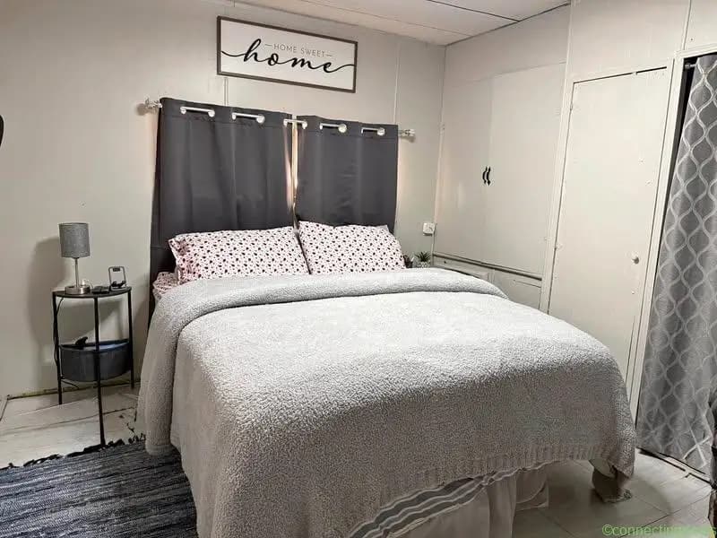 1 Bed 1 Bath - Townhouse
