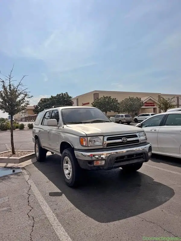 1999 Toyota 4Runner SR5 Sport Utility 2D
