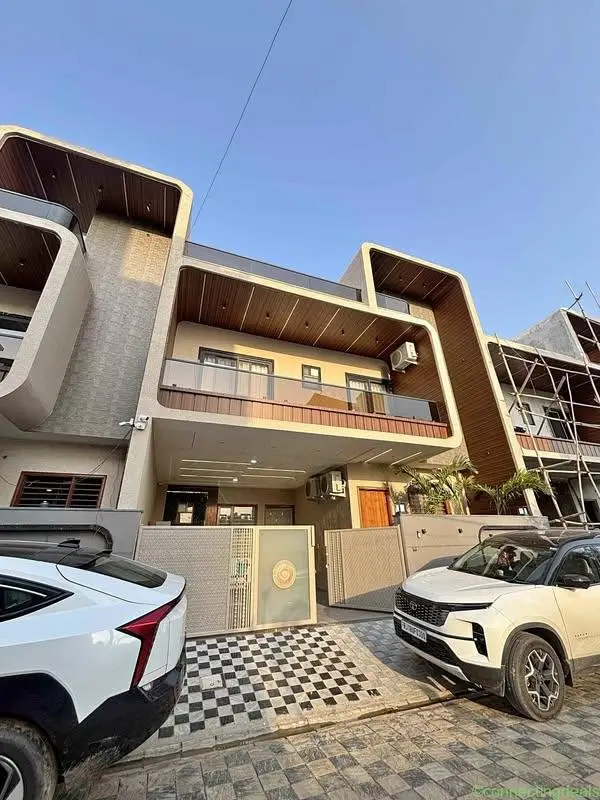 Villa for sale
