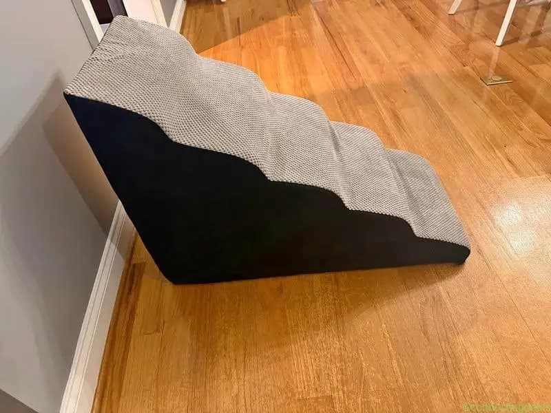 Pet stairs / steps
