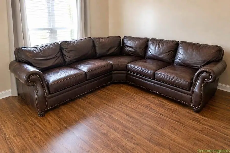 Very nice couch