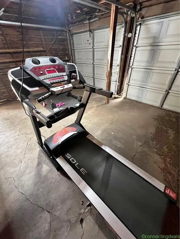 Treadmill - SOLE F80
