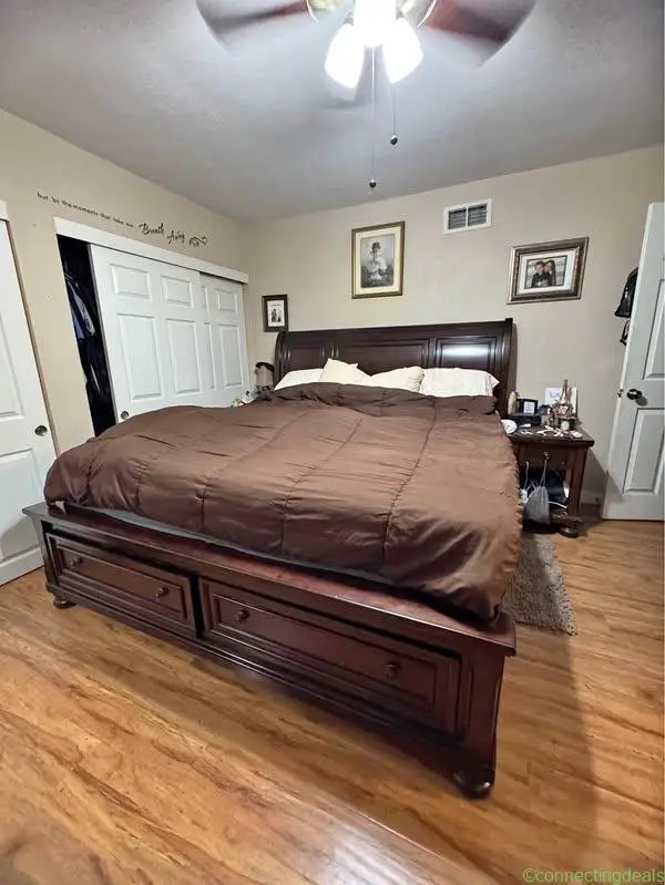 Queen Bed