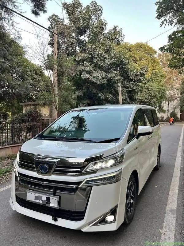 Toyota vellfire 2022 December - Image 1