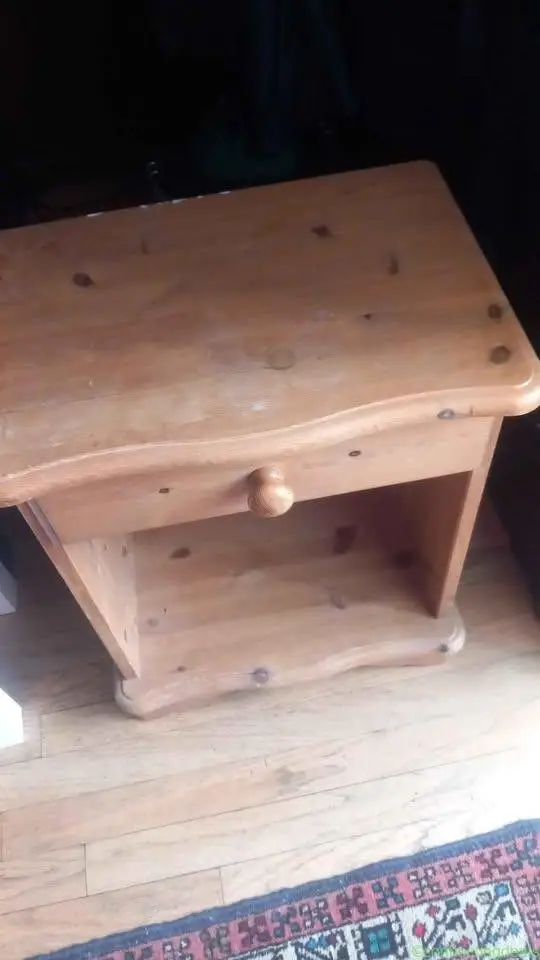 Bedside cabinet