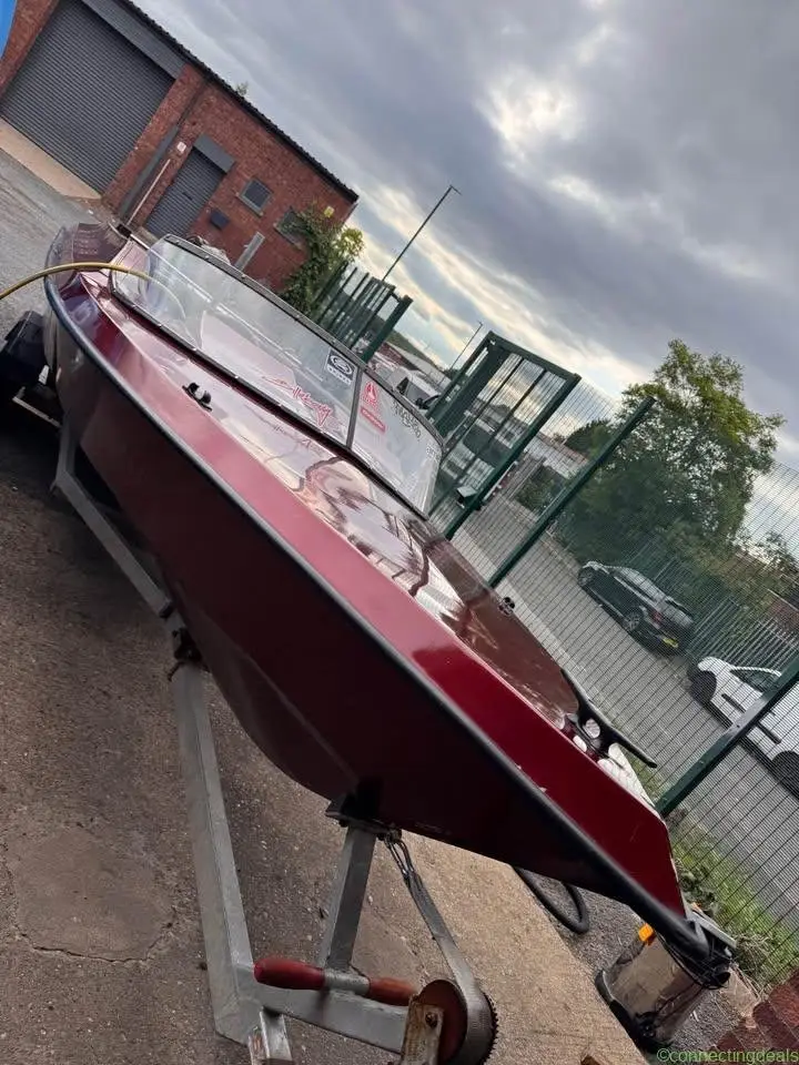 Speedboat project for sale