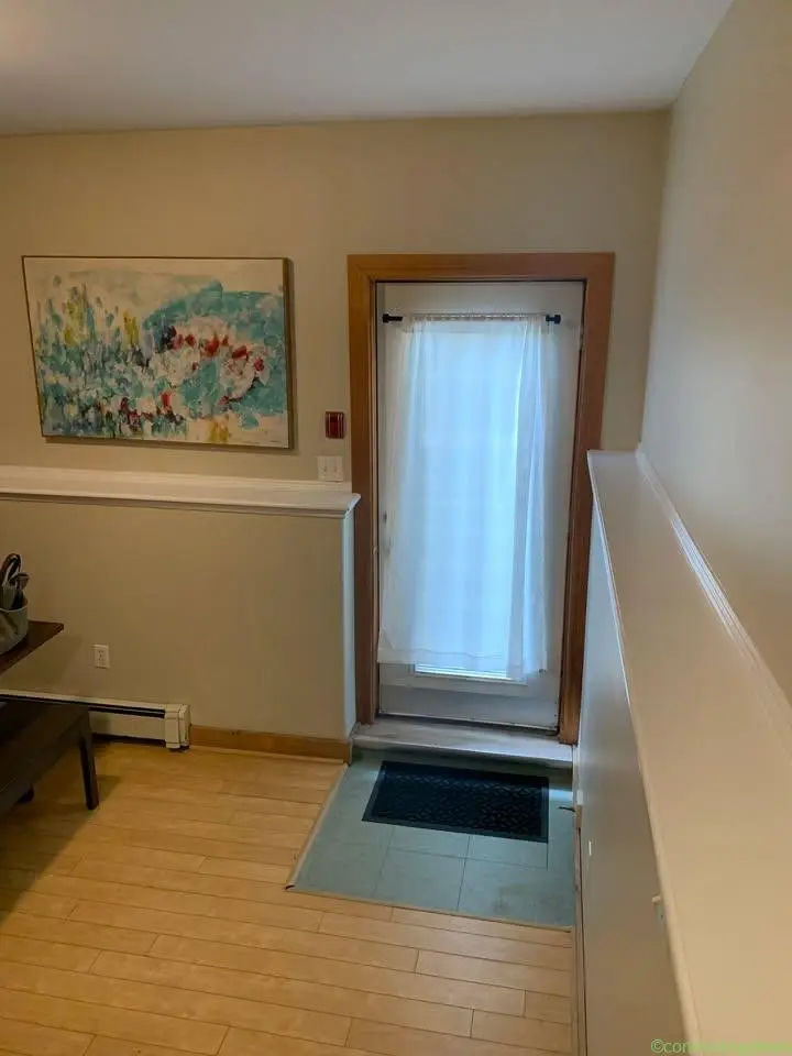 2 Beds 1 Bath Apartment