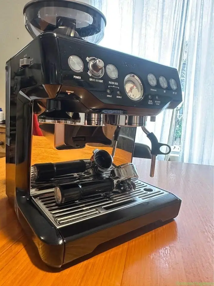Breville Barista Express BES870 – Black Liquorice