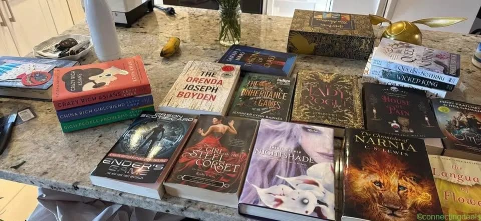 Books assorted - Image 1