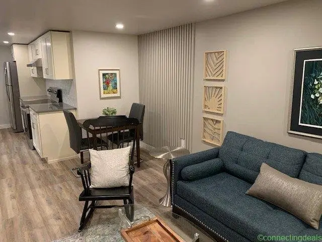 2 Beds 1 Bath - House