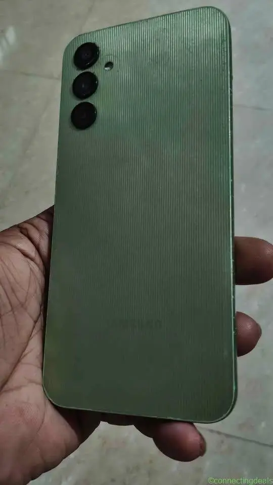 Samsung galaxy A14 .....4..64.... bilkul ok phone