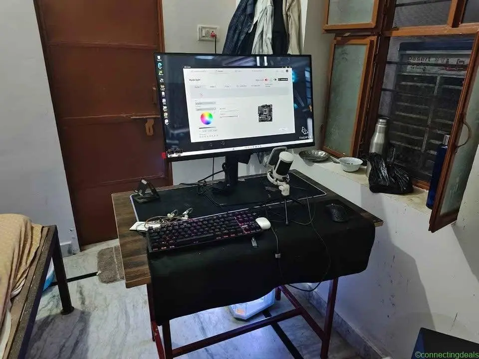 Gaming pc with monitor