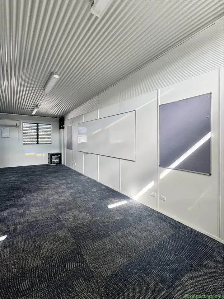 12 x 6.9m Classroom