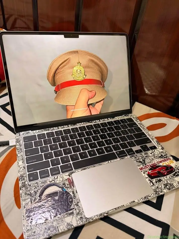 Apple Air M2 Macbook