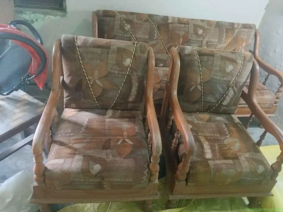 Sofa 7 seater - Image 1