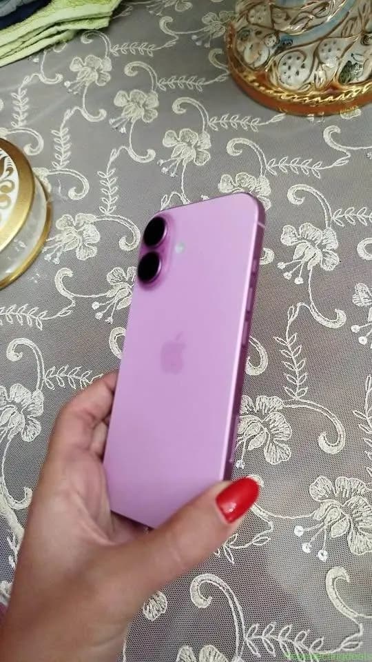 iPhone 16 rosa - Image 1