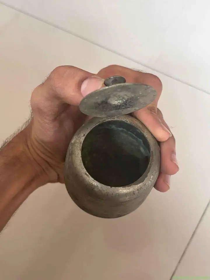 Old and antique unique brass dabba - Image 1