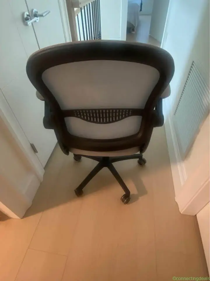 Computer chair
