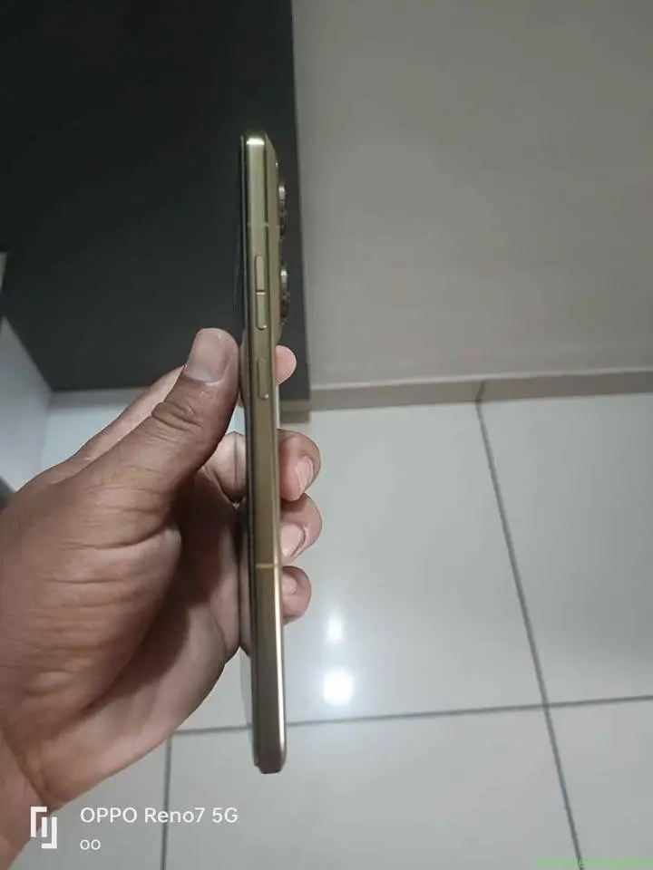 Motorola Signature