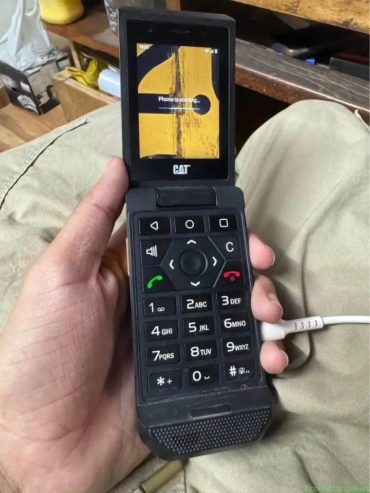 Cat S22 Flip Android 4G Flip Phone Touch and Type - Image 1