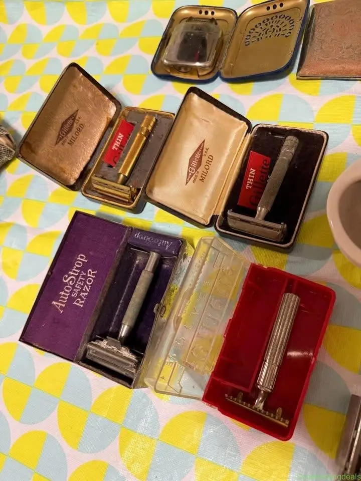 Vintage Collectibles & Household Lot - Image 1