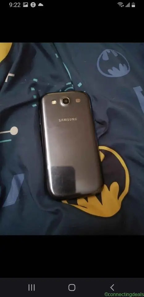 Samsung Galaxy S III - Image 1