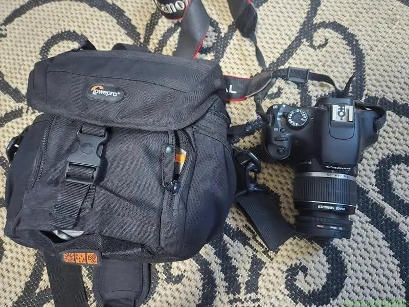 Canon Rebel T2i - Image 1