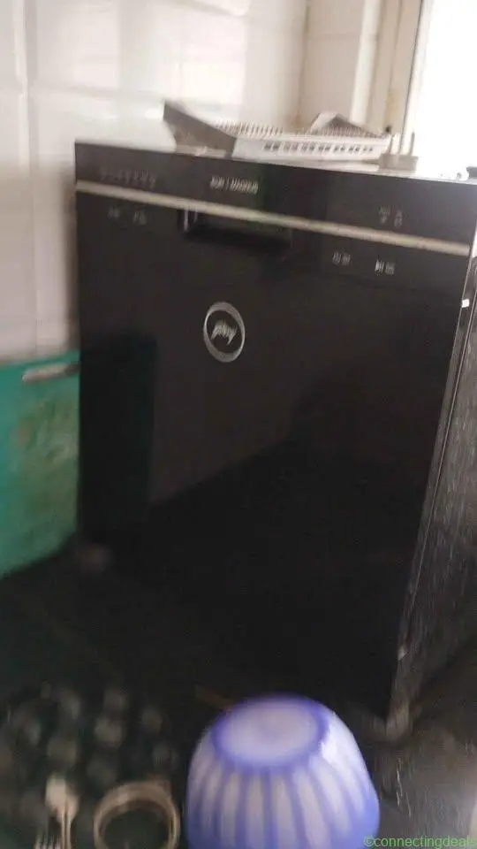 Dishwasher - Image 1